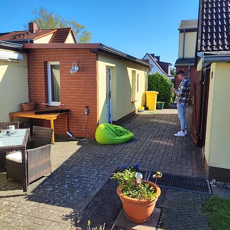 Ostsee Ferienhaus Mit Whirlpool Вольгаст Экстерьер фото